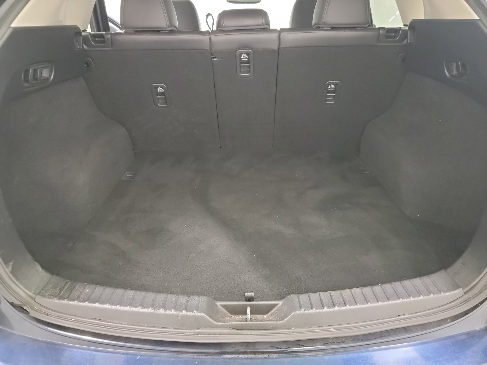 Used 2020 MAZDA CX-5 Touring image 26