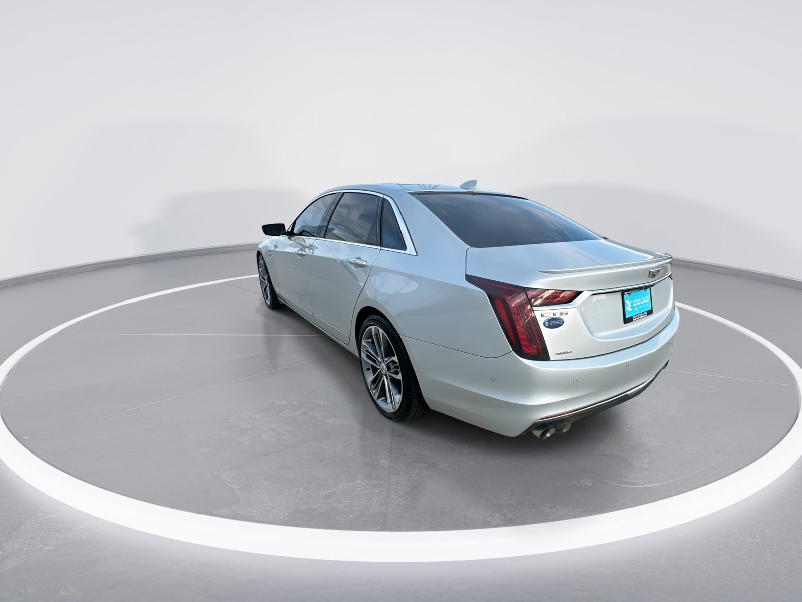 Used 2020 Cadillac CT6 Premium Luxury w/ LPO, Exterior Accent Package AWD/4WD image 6