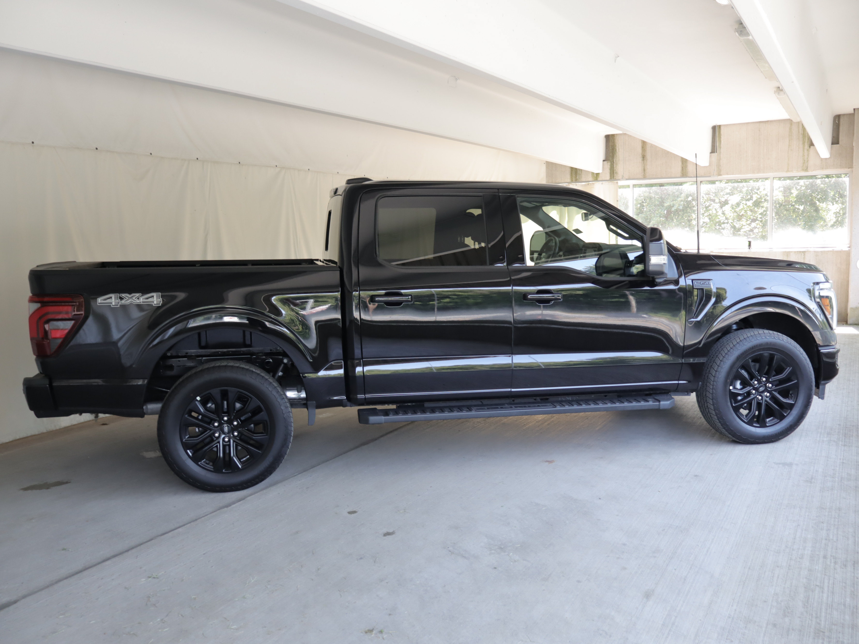 Used 2026 Ford F150 Lariat w/ Equipment Group 501A Mid AWD/4WD image 6