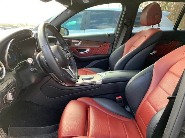 Used 2022 Mercedes-Benz GLC 300 4MATIC image 25