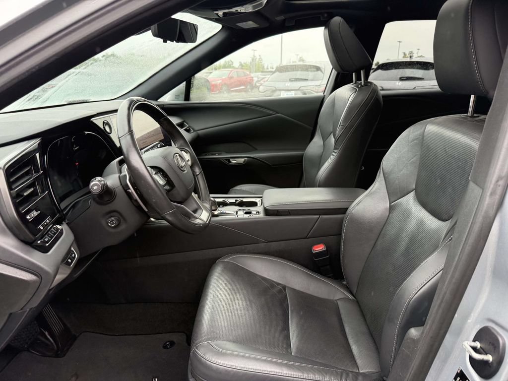 Used 2023 Lexus RX 350 AWD image 14
