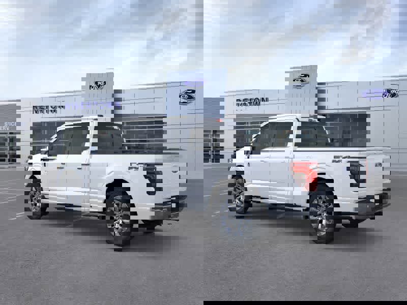 New 2025 Ford F150 Lariat w/ Equipment Group 502A High image 4