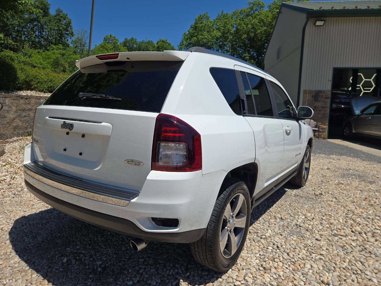 Used 2016 Jeep Compass High Altitude AWD/4WD image 7