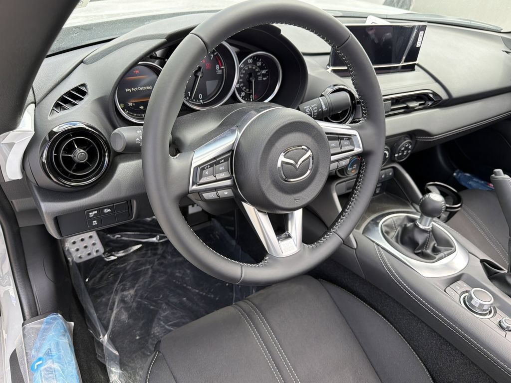 New 2026 MAZDA MX-5 Miata Club w/ Interior Package RWD image 11