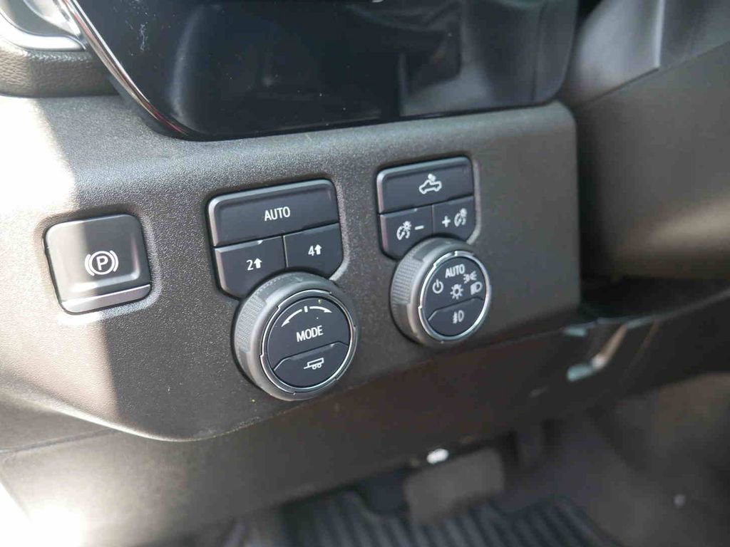 Used 2024 Chevrolet Silverado 1500 RST image 29