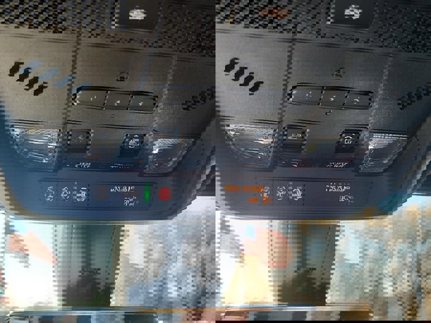 Used 2022 Cadillac XT6 Premium Luxury w/ Technology Package image 27