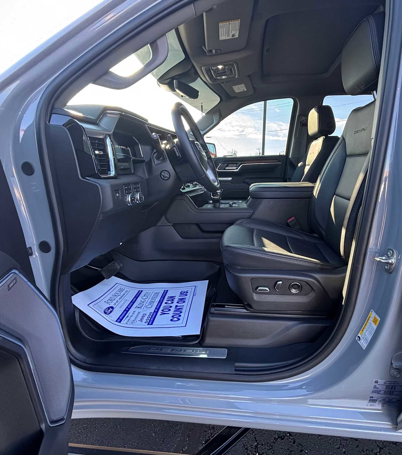 Used 2025 GMC Sierra 1500 Denali image 18