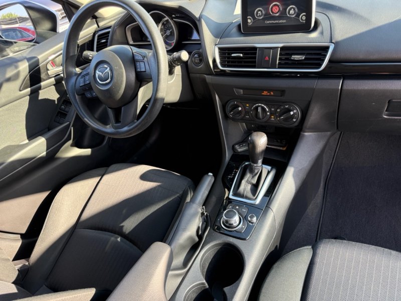 Used 2015 MAZDA MAZDA3 i Sport FWD image 23