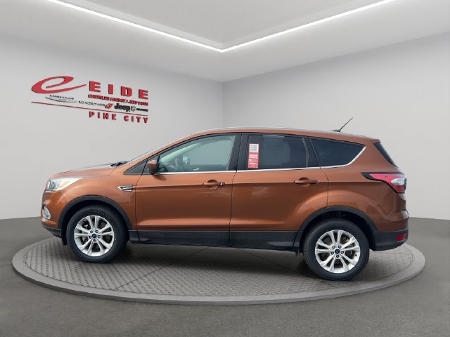 Used 2017 Ford Escape SE AWD/4WD image 6