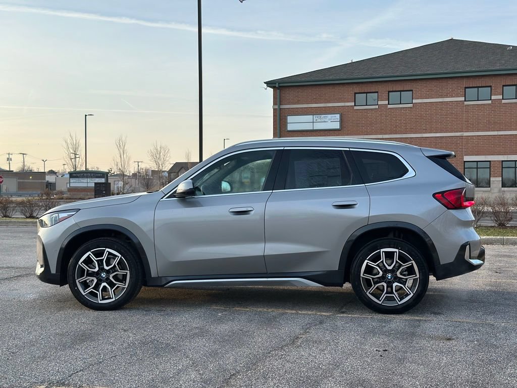 New 2026 BMW X1 xDrive28i w/ Technology Package AWD/4WD image 4