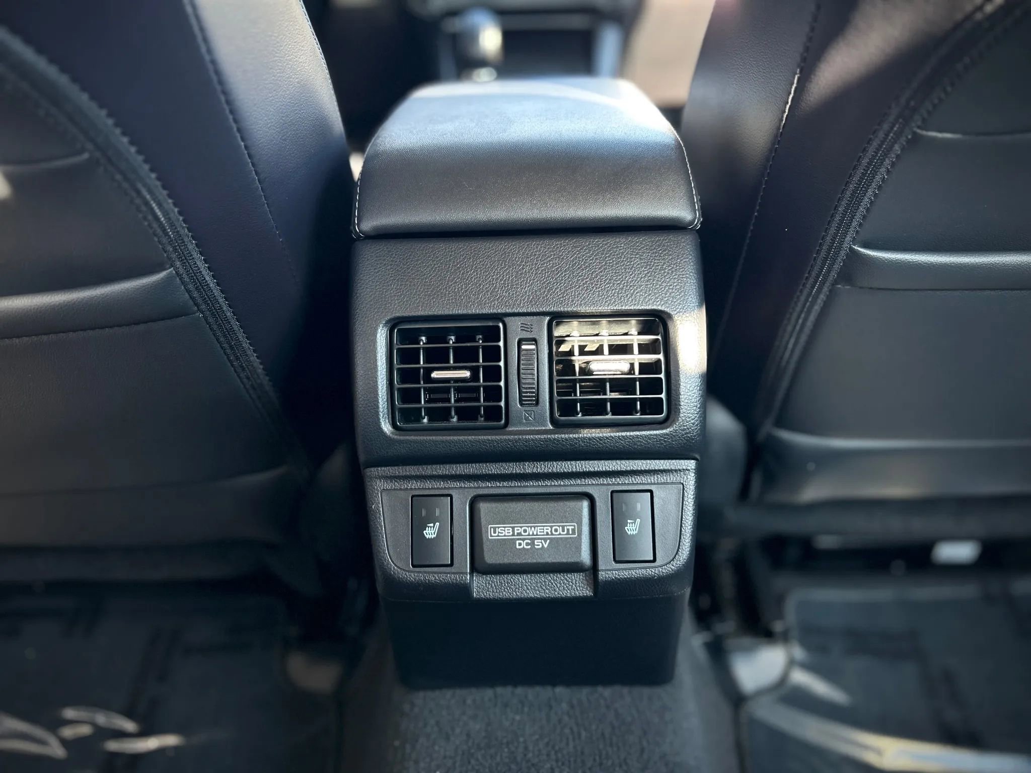 Used 2018 Subaru Legacy 2.5i Limited w/ 50th Anniversary Edition image 21