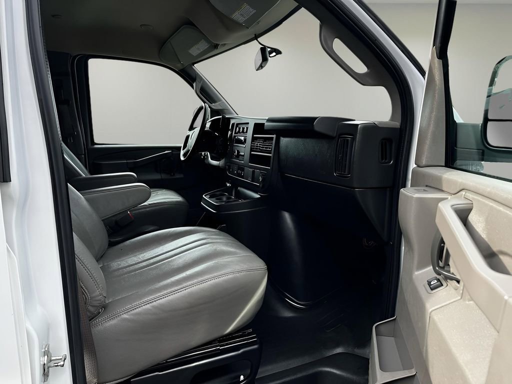 Used 2023 Chevrolet Express 2500 Work Van w/ Driver Convenience Package image 21