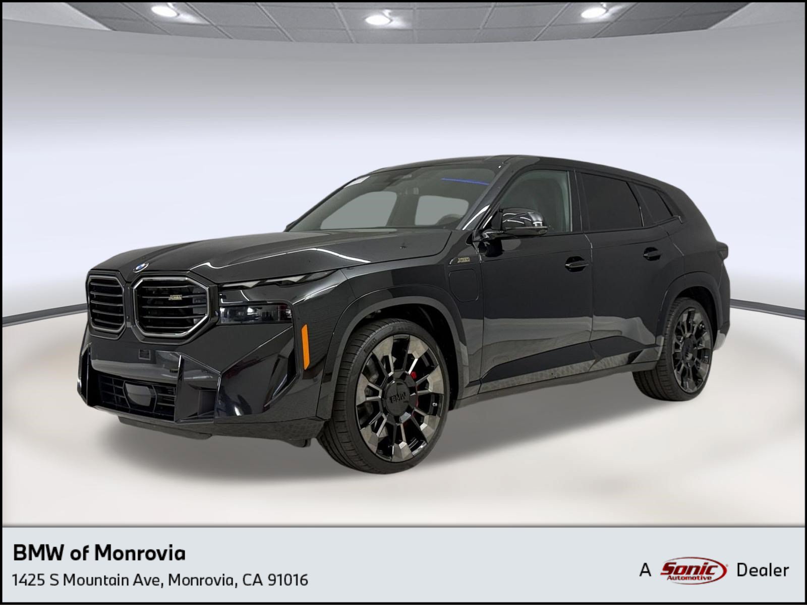 Certified 2023 BMW XM AWD/4WD image 1