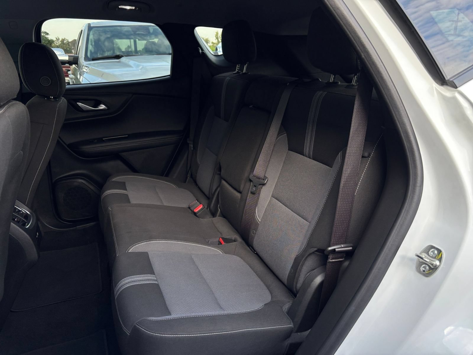 Used 2026 Chevrolet Blazer LT FWD image 37