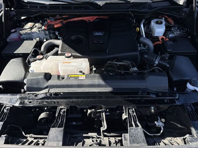 Used 2025 Toyota Sequoia SR5 image 30