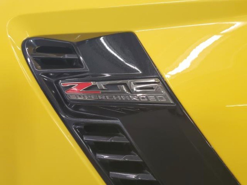 Used 2016 Chevrolet Corvette Z06 RWD image 10