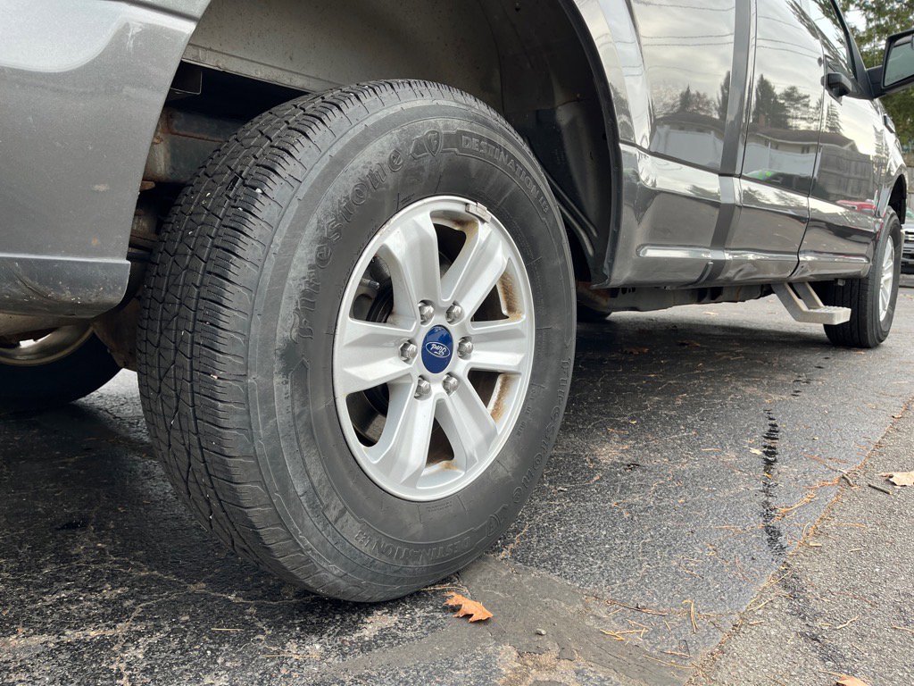 Used 2015 Ford F150 XLT w/ Equipment Group 301A Mid image 7