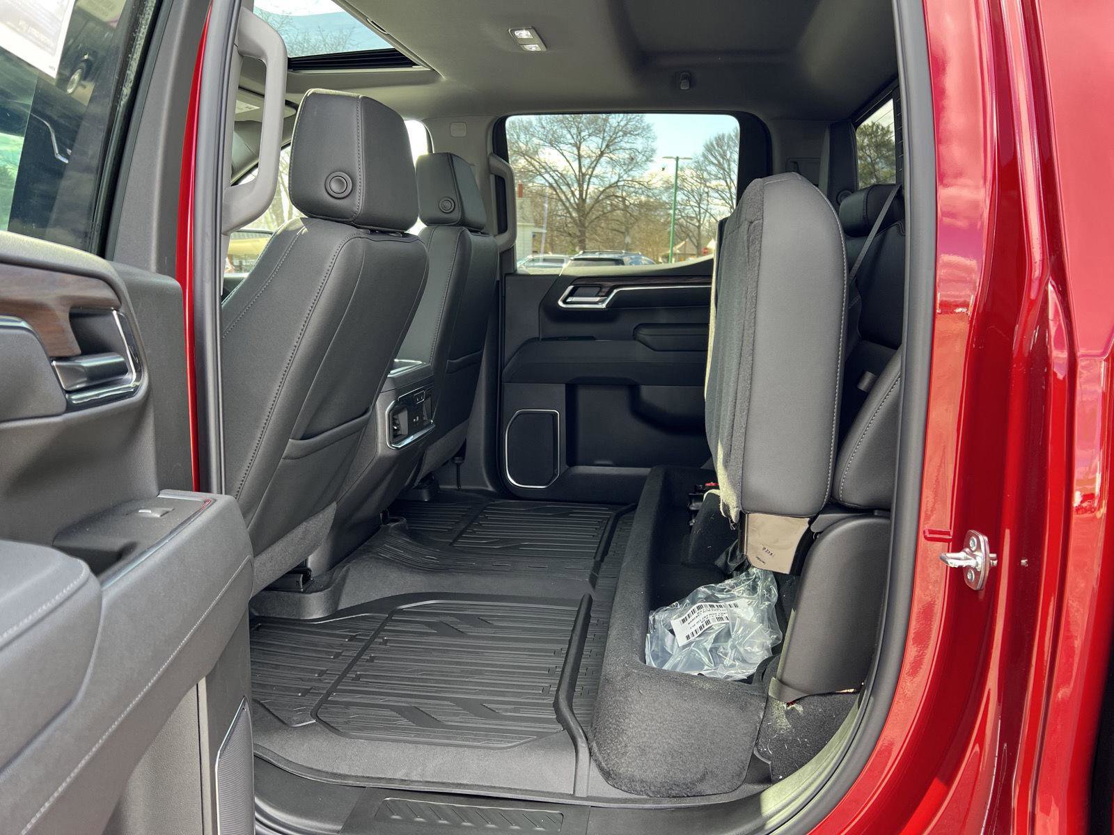 New 2026 GMC Sierra 1500 SLT w/ SLT Premium Plus Package image 45