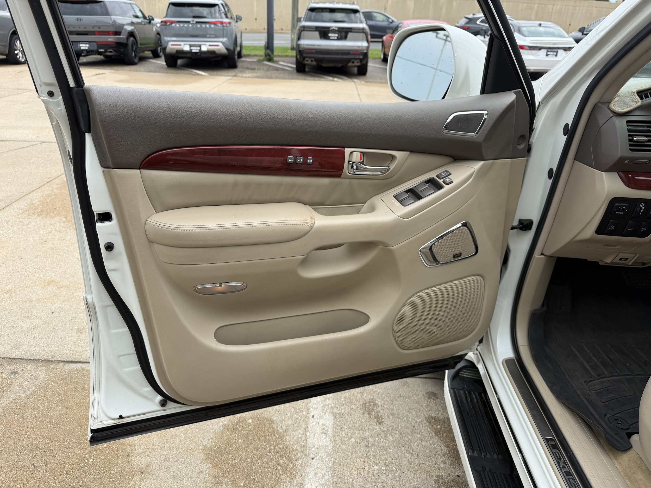Used 2008 Lexus GX 470 AWD/4WD image 7
