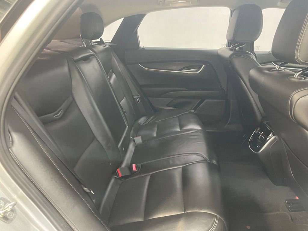 Used 2019 Cadillac XTS Luxury image 18