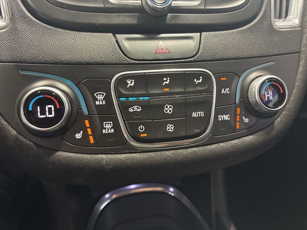 Used 2019 Chevrolet Malibu LT image 22