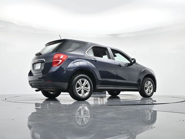 Used 2017 Chevrolet Equinox LS image 28