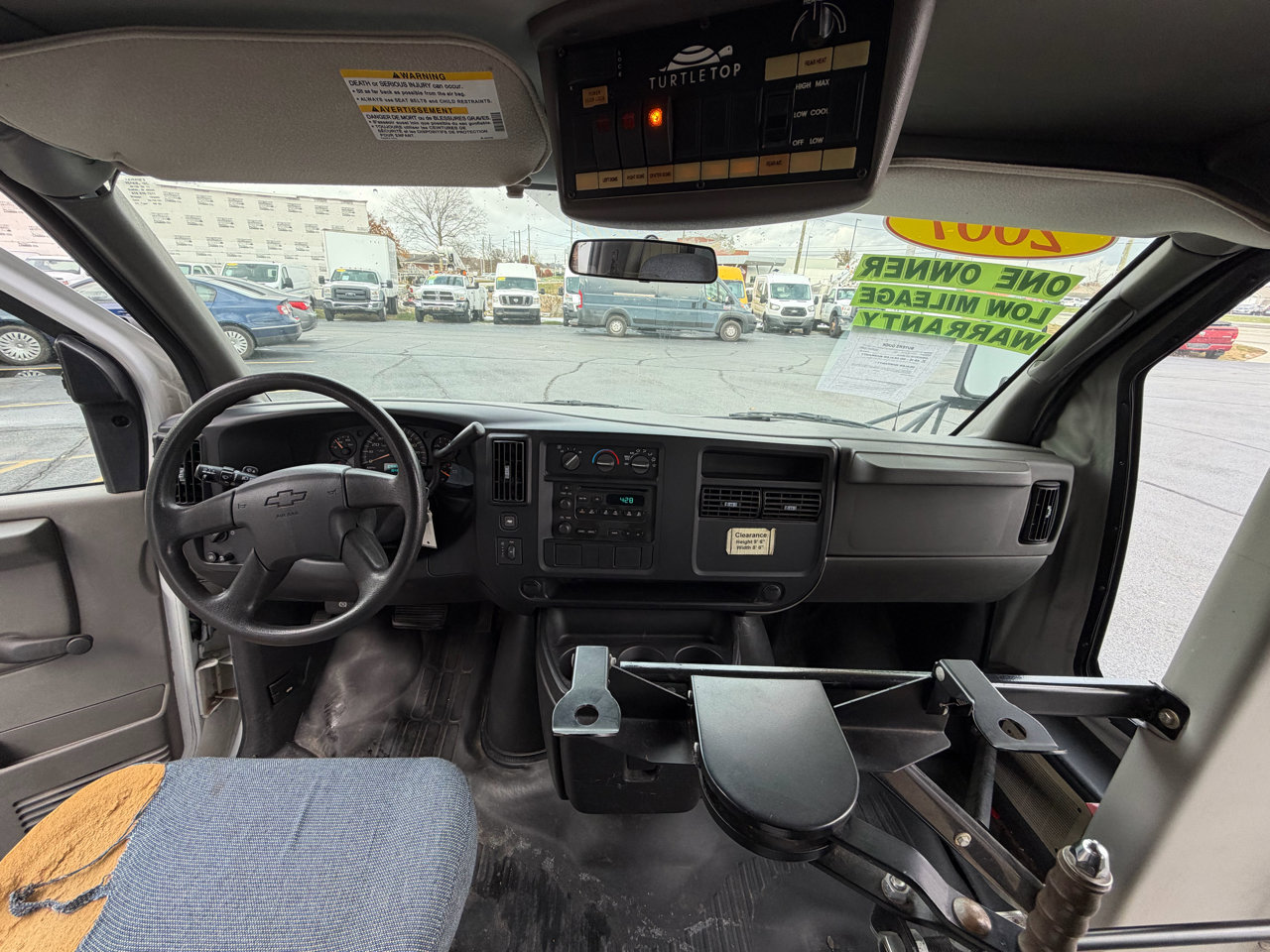 Used 2007 Chevrolet Express 3500 image 16