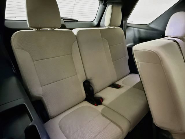 Used 2023 Chevrolet Traverse LS w/ LPO, Cargo Package FWD image 26