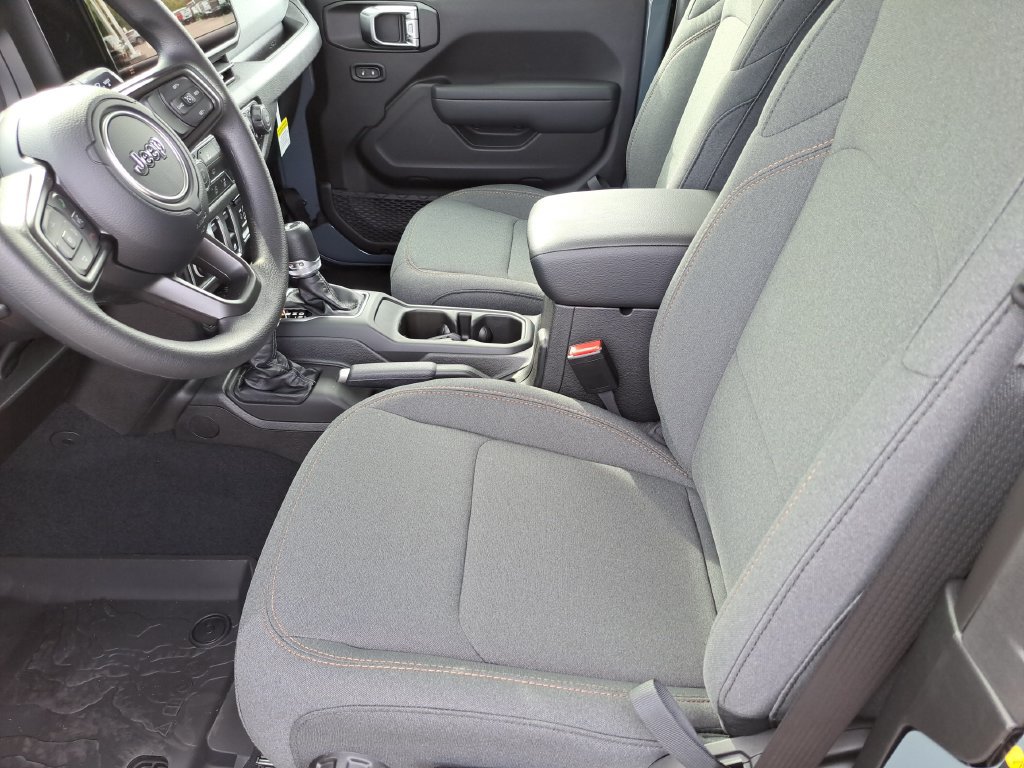 New 2026 Jeep Wrangler Sport AWD/4WD image 15