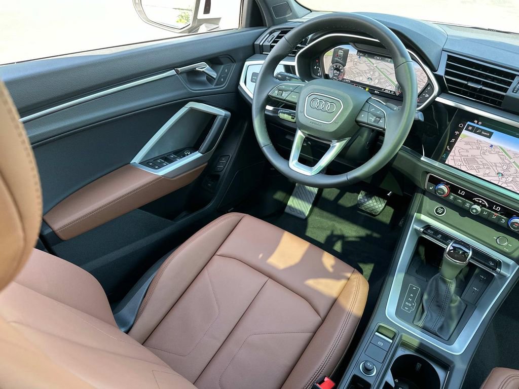 New 2025 Audi Q3 2.0T Premium Plus w/ Premium Plus Package image 32