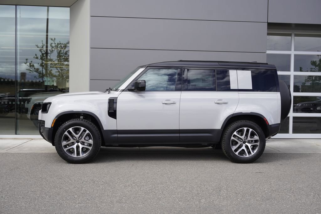 New 2026 Land Rover Defender 110 S AWD/4WD image 8