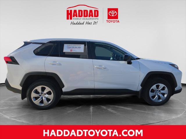 Certified 2024 Toyota RAV4 LE AWD/4WD image 7