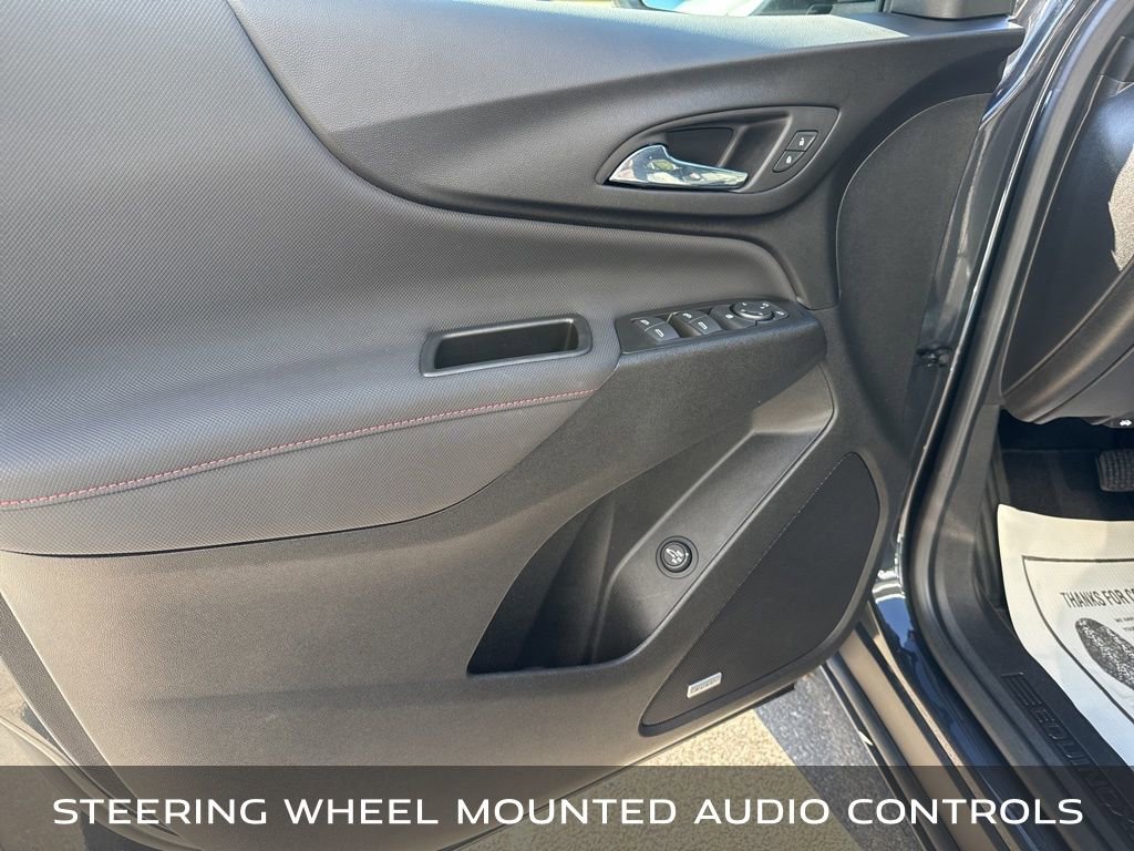 Used 2022 Chevrolet Equinox RS w/ RS Leather Package image 18