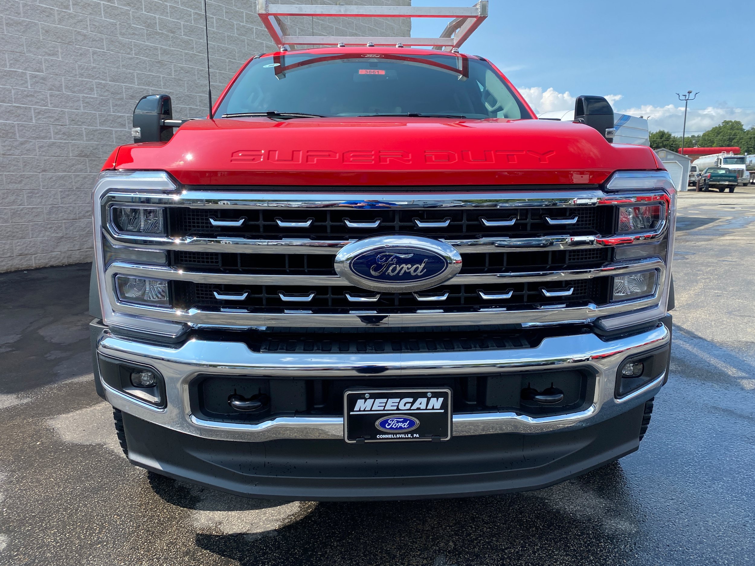 New 2026 Ford F550 4x4 Crew Cab image 17