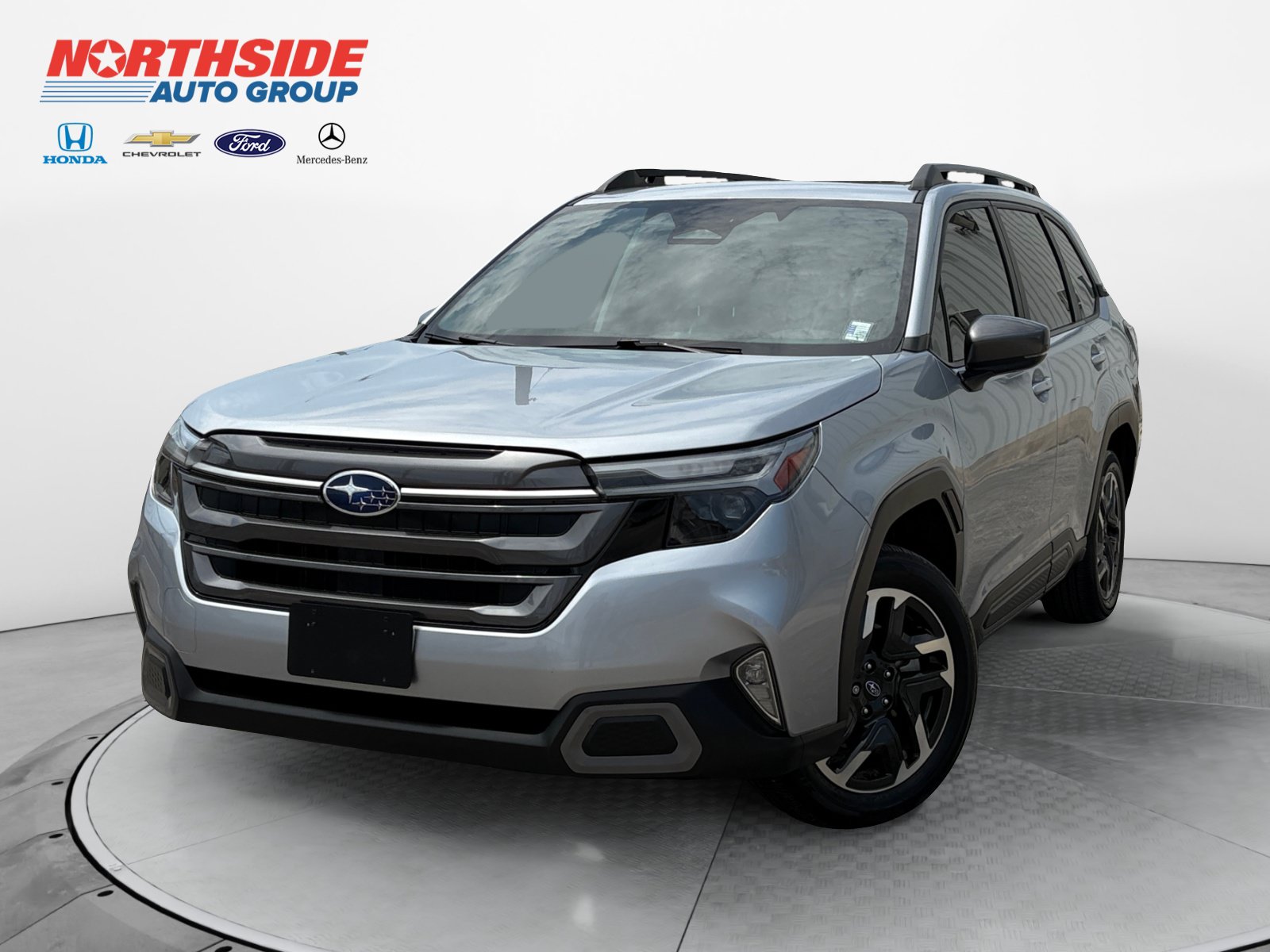 Used 2025 Subaru Forester Limited w/ Popular Package #2 AWD/4WD image 3