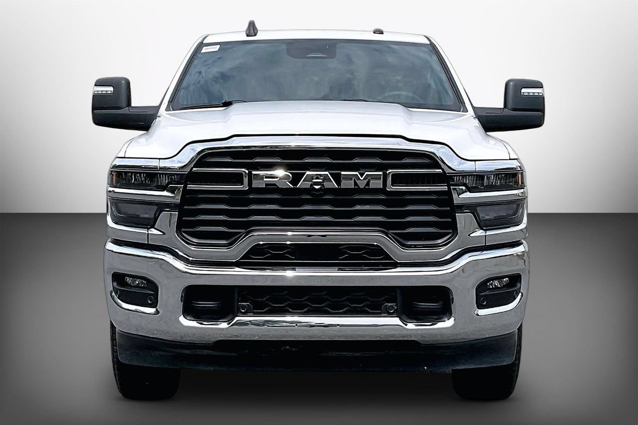 Used 2025 RAM 2500 Big Horn AWD/4WD image 3