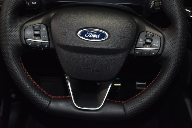 Used 2023 Ford Escape ST-Line Elite w/ Premium Technology Package AWD/4WD image 21