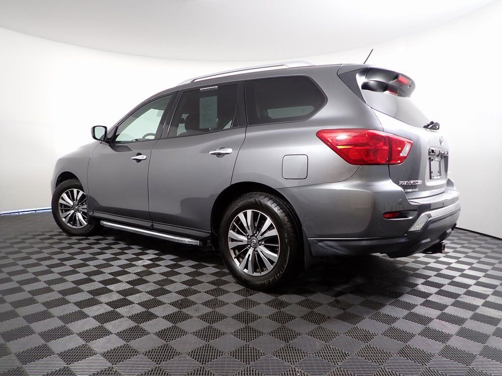 Used 2018 Nissan Pathfinder SV w/ SV All Weather Package image 9