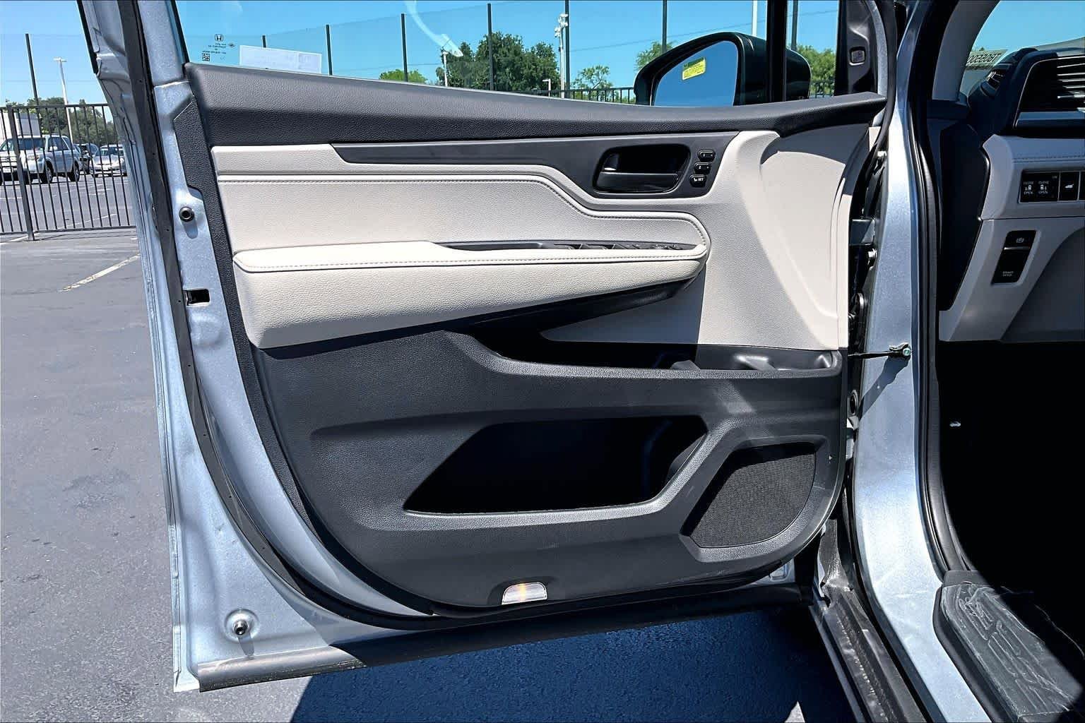 New 2026 Honda Odyssey EX-L image 10