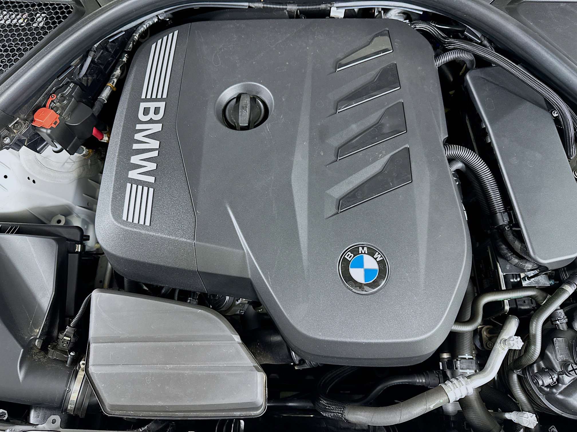 Used 2025 BMW 330i Sedan w/ M Sport Package RWD image 34