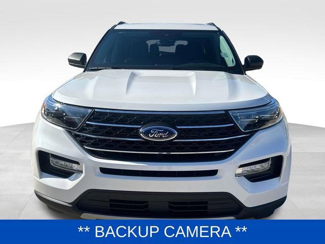 Used 2023 Ford Explorer XLT w/ Equipment Group 202A image 2