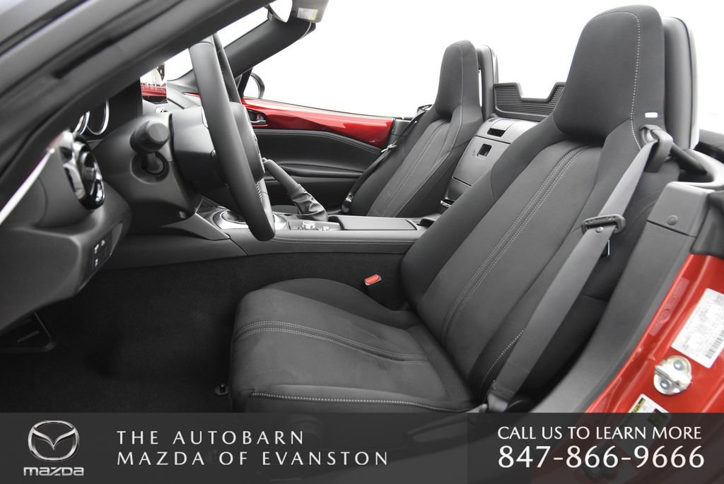 New 2026 MAZDA MX-5 Miata Club w/ Weather Package RWD image 25