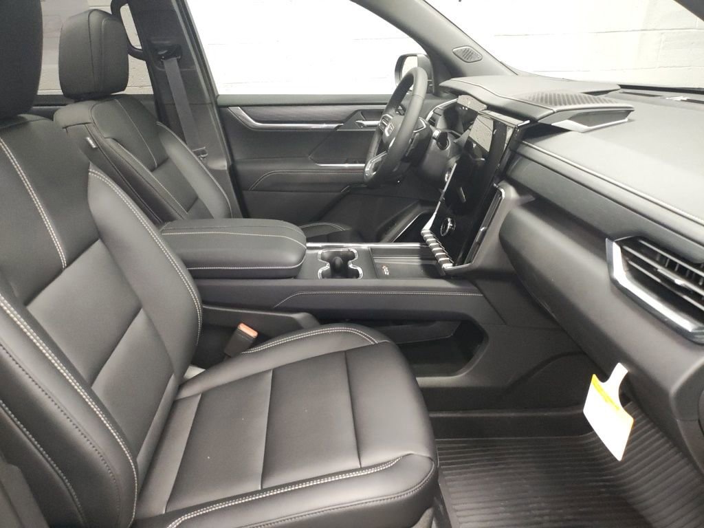 New 2026 GMC Acadia Elevation w/ Black Edition image 7