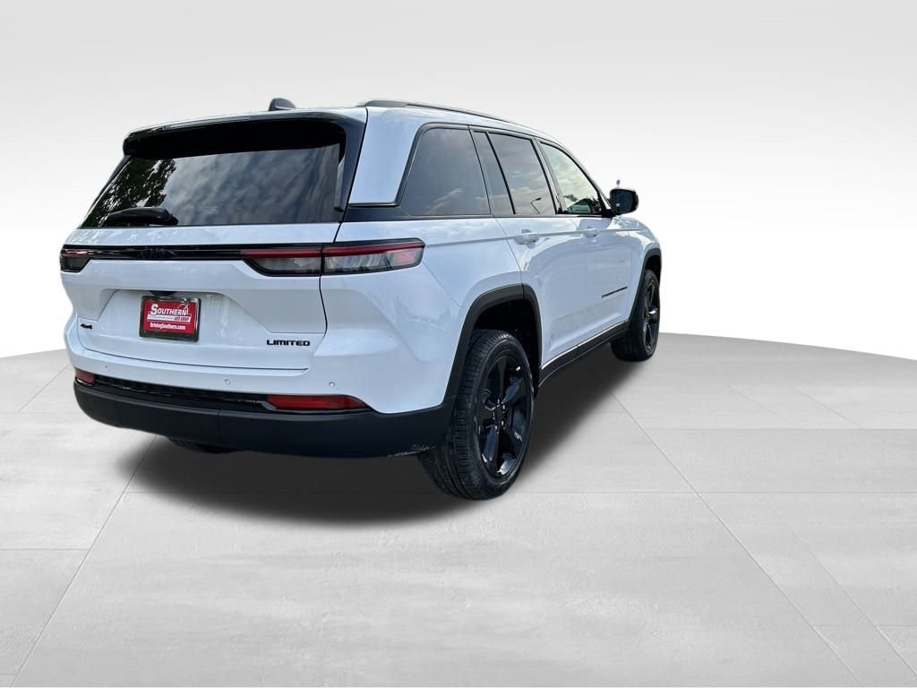 New 2025 Jeep Grand Cherokee Limited w/ Black Appearance Package image 7