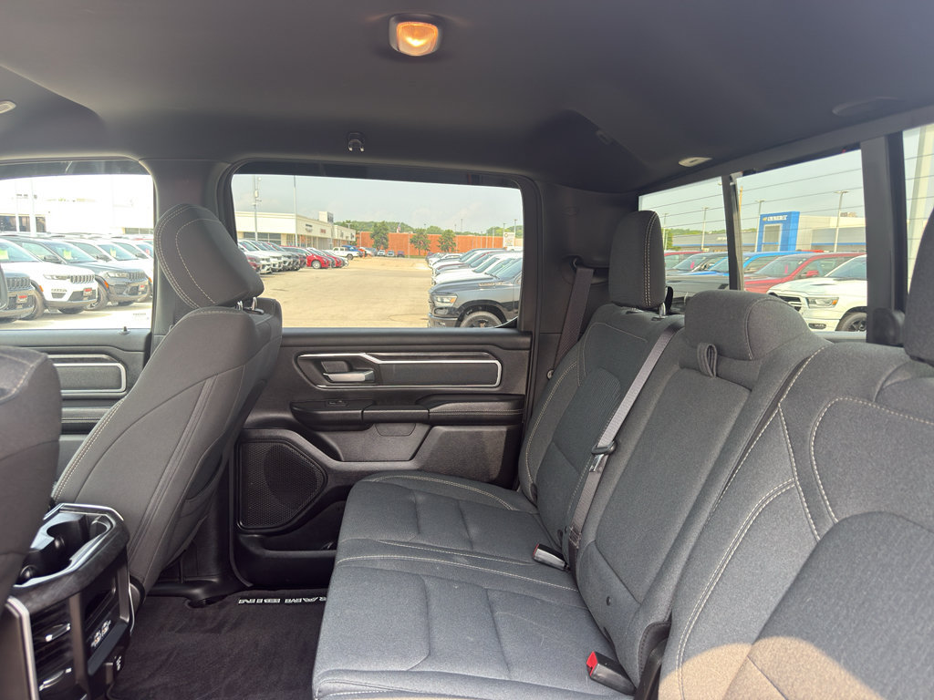 Used 2022 RAM 1500 Big Horn AWD/4WD image 33