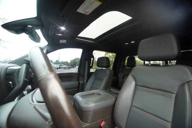 Used 2021 GMC Sierra 2500 Denali w/ Denali Ultimate Package AWD/4WD image 24