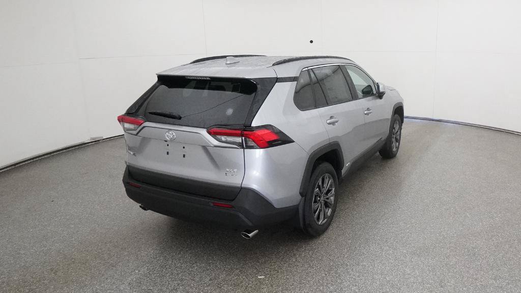 New 2025 Toyota RAV4 XLE Premium w/ Weather Package AWD/4WD image 11