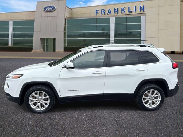 Used 2017 Jeep Cherokee Latitude w/ Comfort/Convenience Group image 4