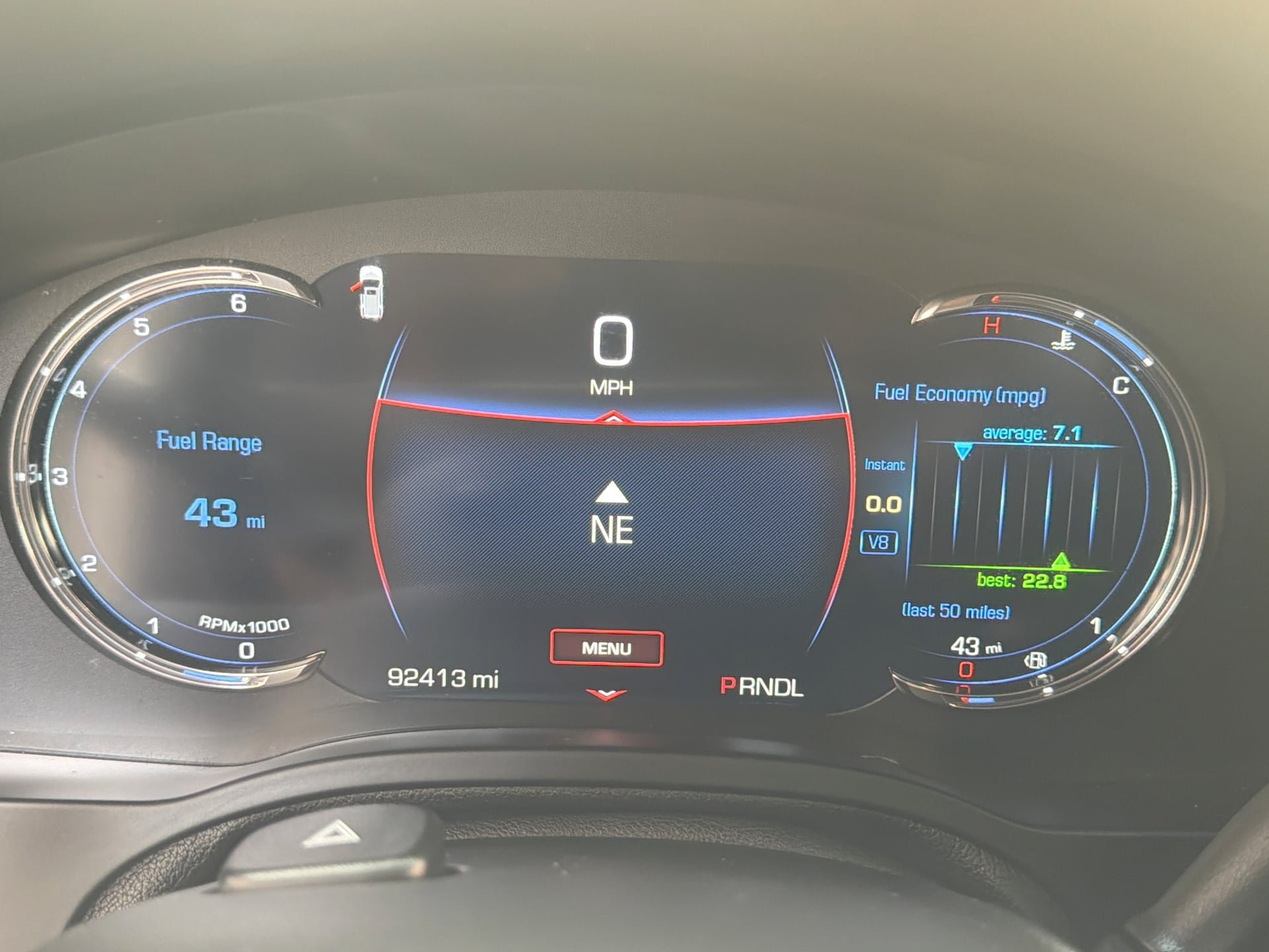 Used 2018 Cadillac Escalade ESV Platinum RWD image 10