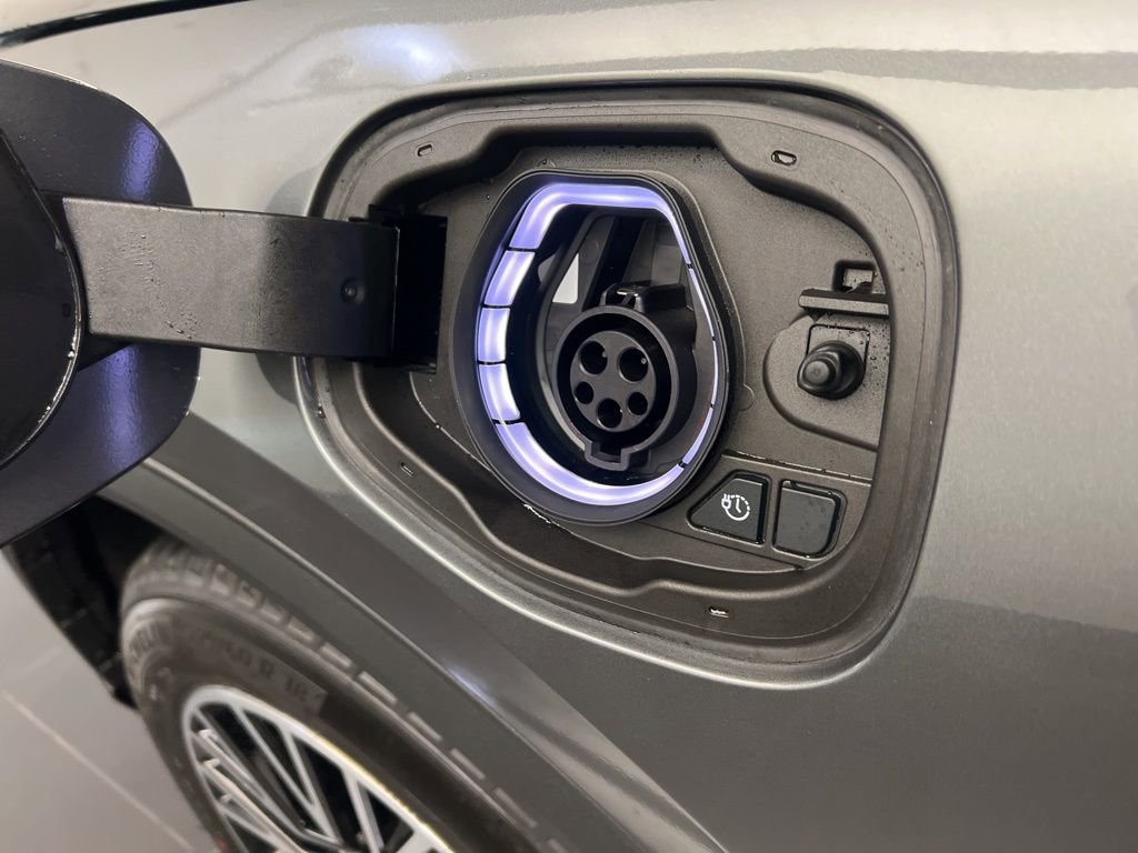 New 2026 Ford Escape Base w/ PHEV Premium Package image 37